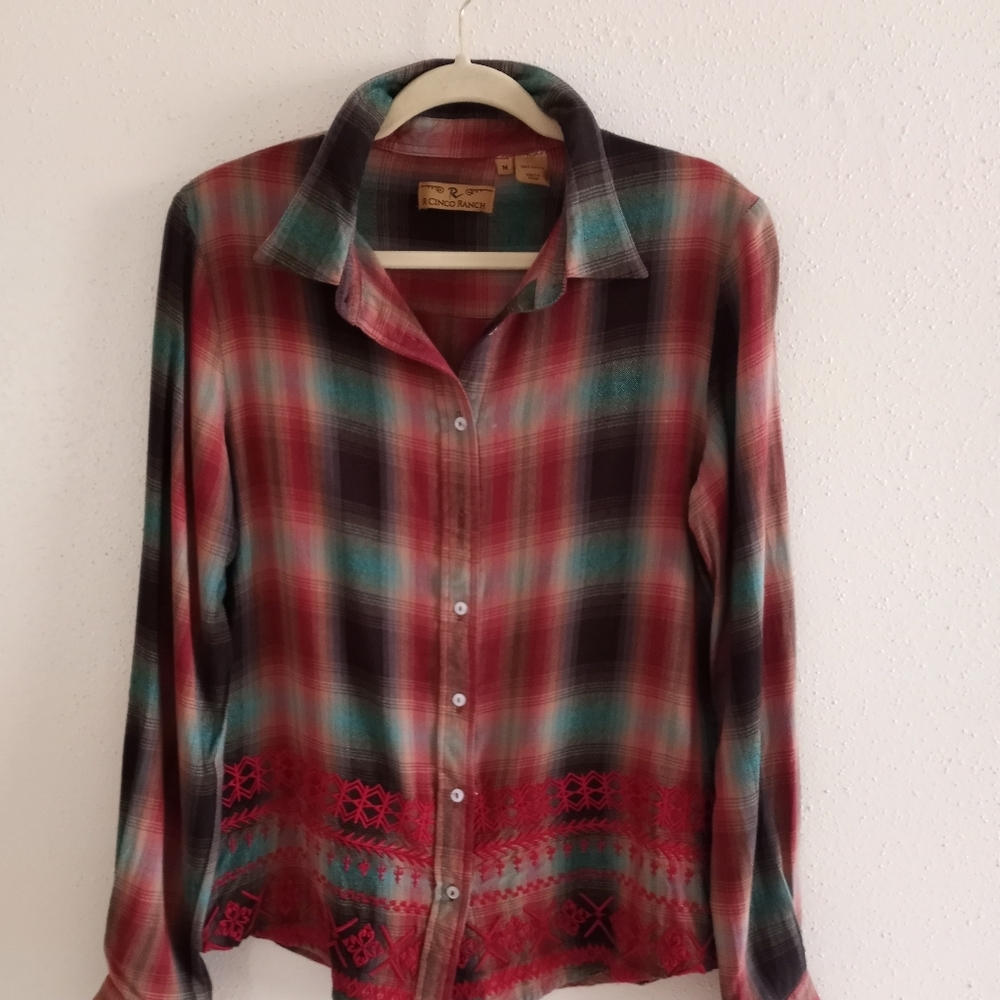 R Cinco Ranch Plaid Shirt Medium